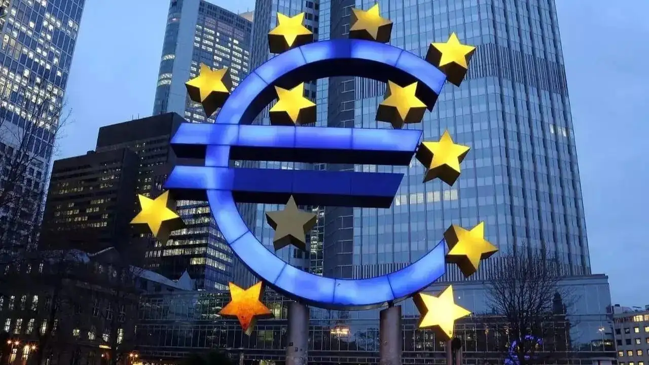 Euro Bölgesi'nde Büyüme Sinyali: PMI 3 Ayın Zirvesinde